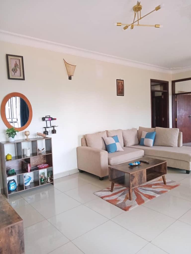 The Abode Apartments Lake View & Breakfast Suite Near Beach Entebbe Esterno foto